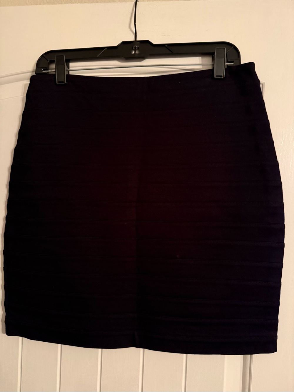 Express Black Ribbed Mini Skirt - Picture 1 of 4